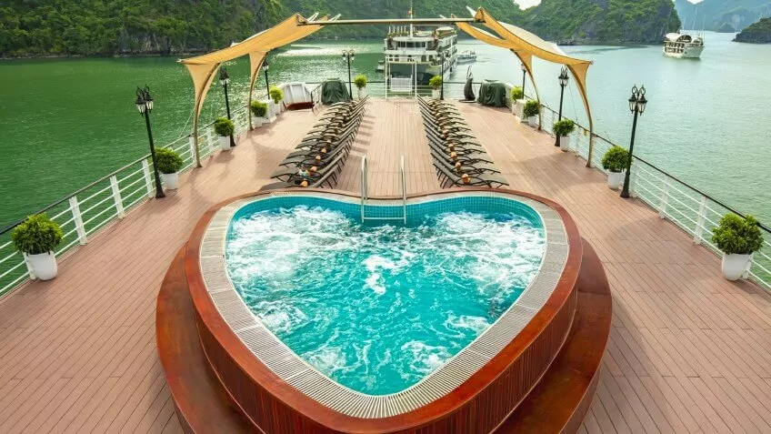 Aspira Cruise - One of the top overnight cruises in Lan Ha Bay