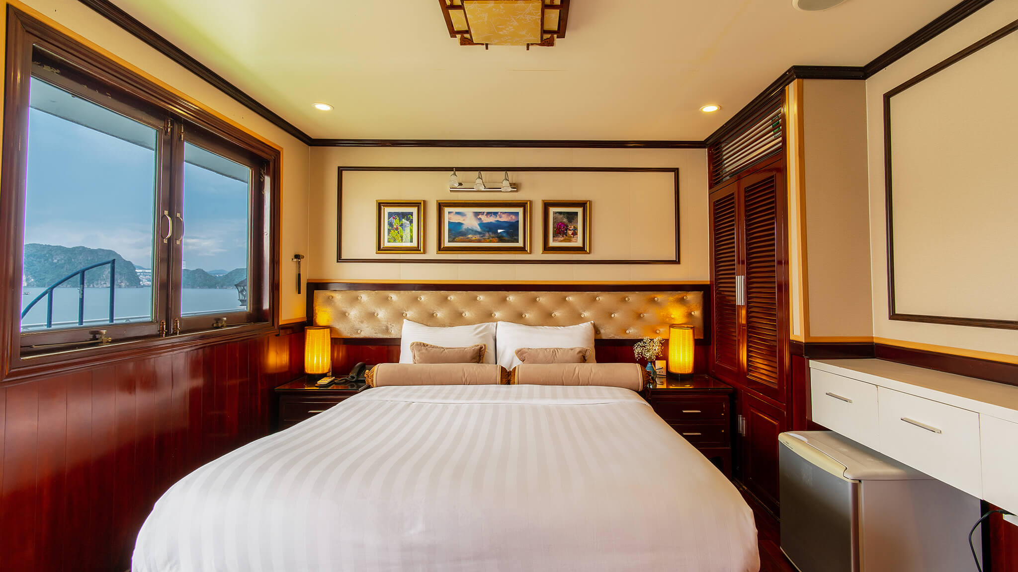 Deluxe Cabin 2