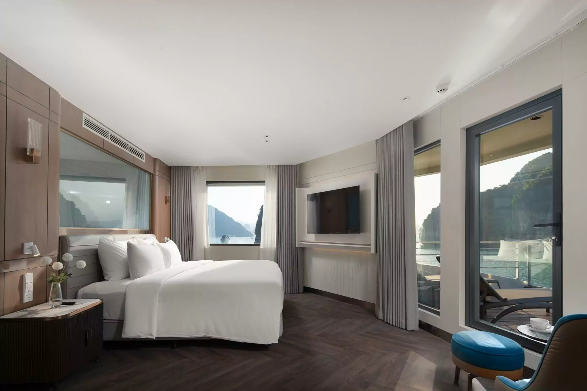Essence Suite 4