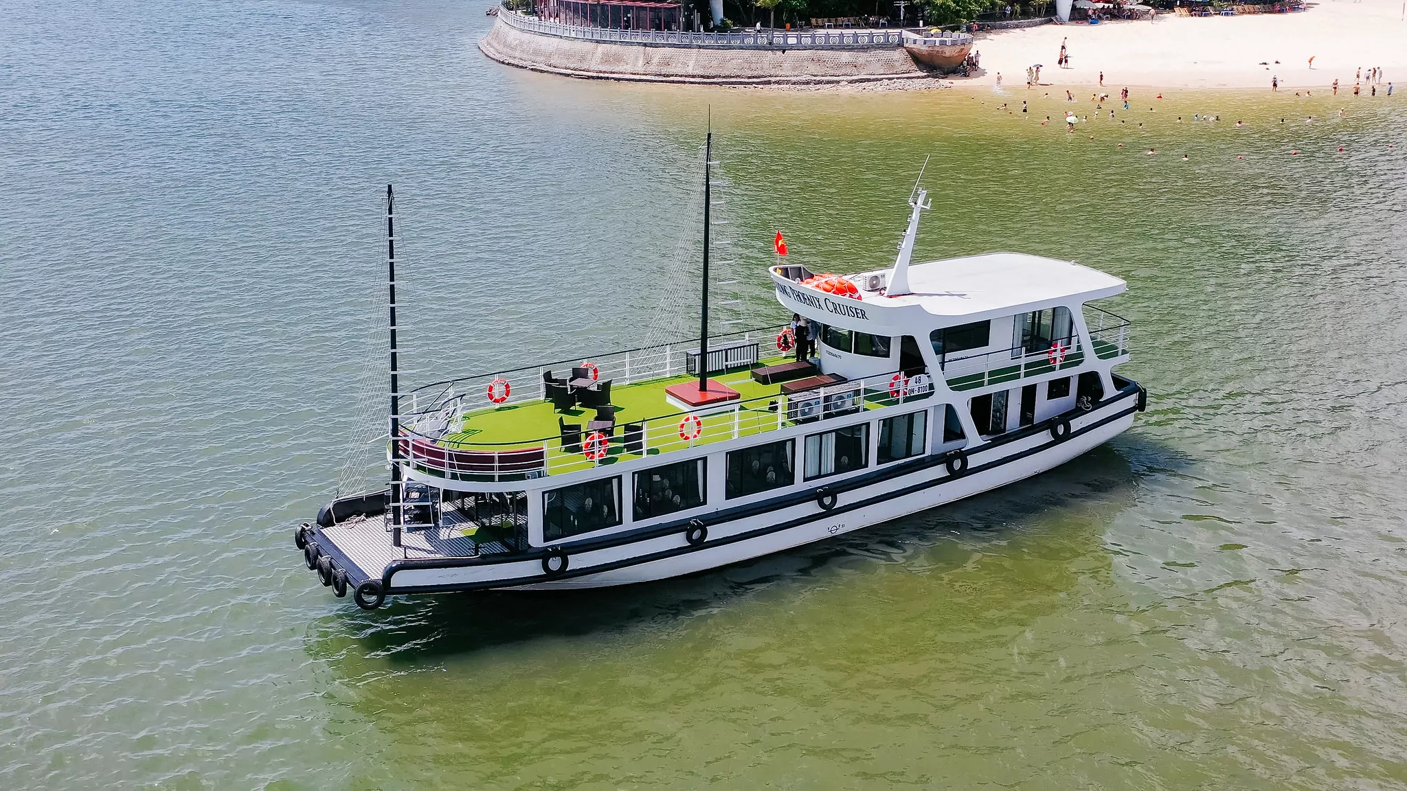Phoenix Day Cruise - Top day cruises in Halong Bay