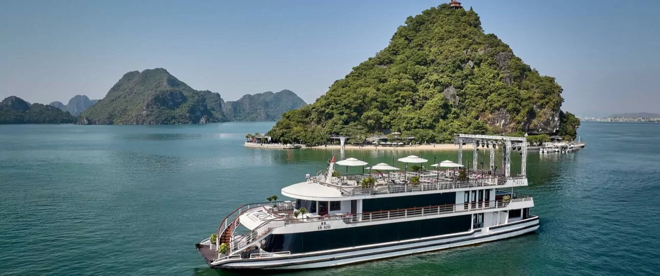 Iris Day Cruise - Top Day Cruises in Halong Bay