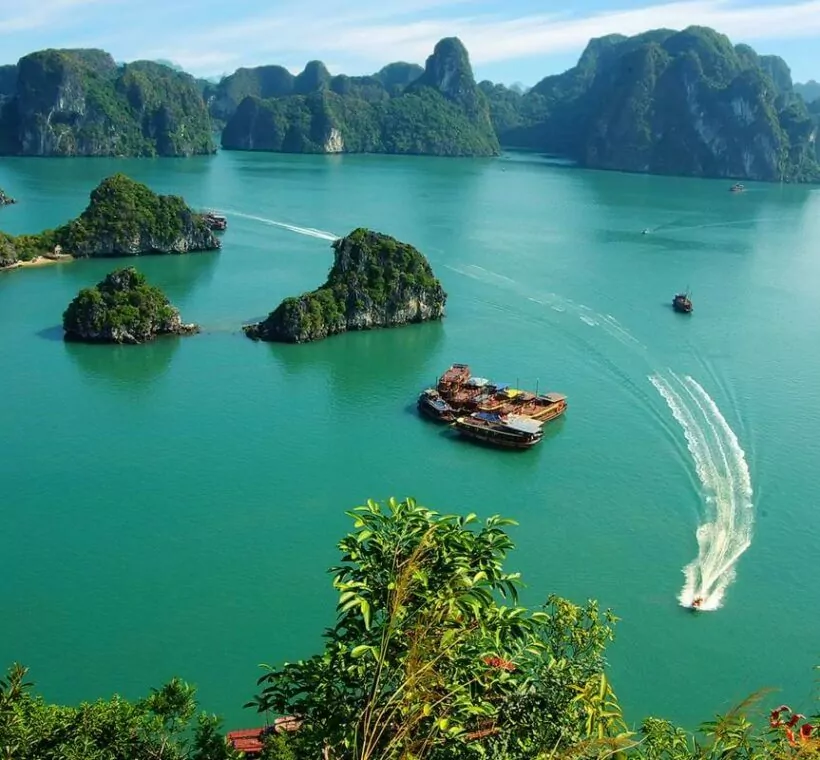 Bai Tu Long Bay - Top Halong Bay Destination