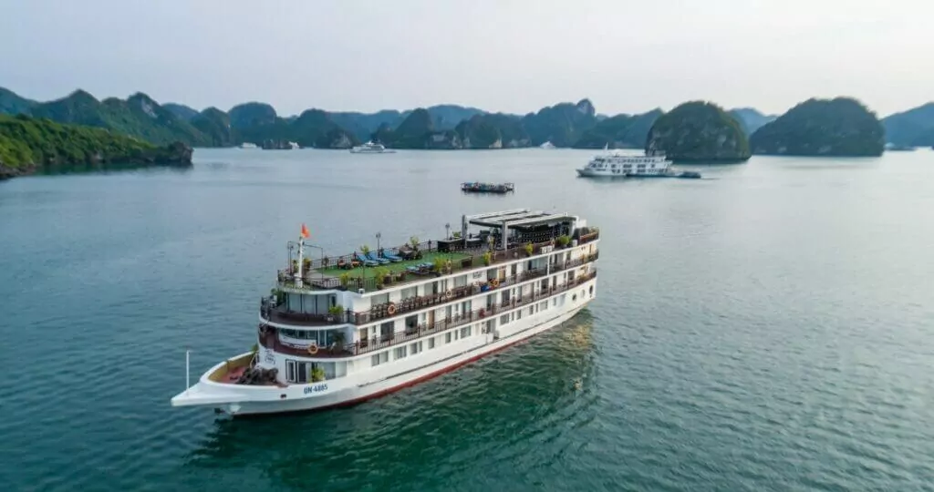 Amanda Cruise - Top budget cruises in Halong Bay, Vietnam