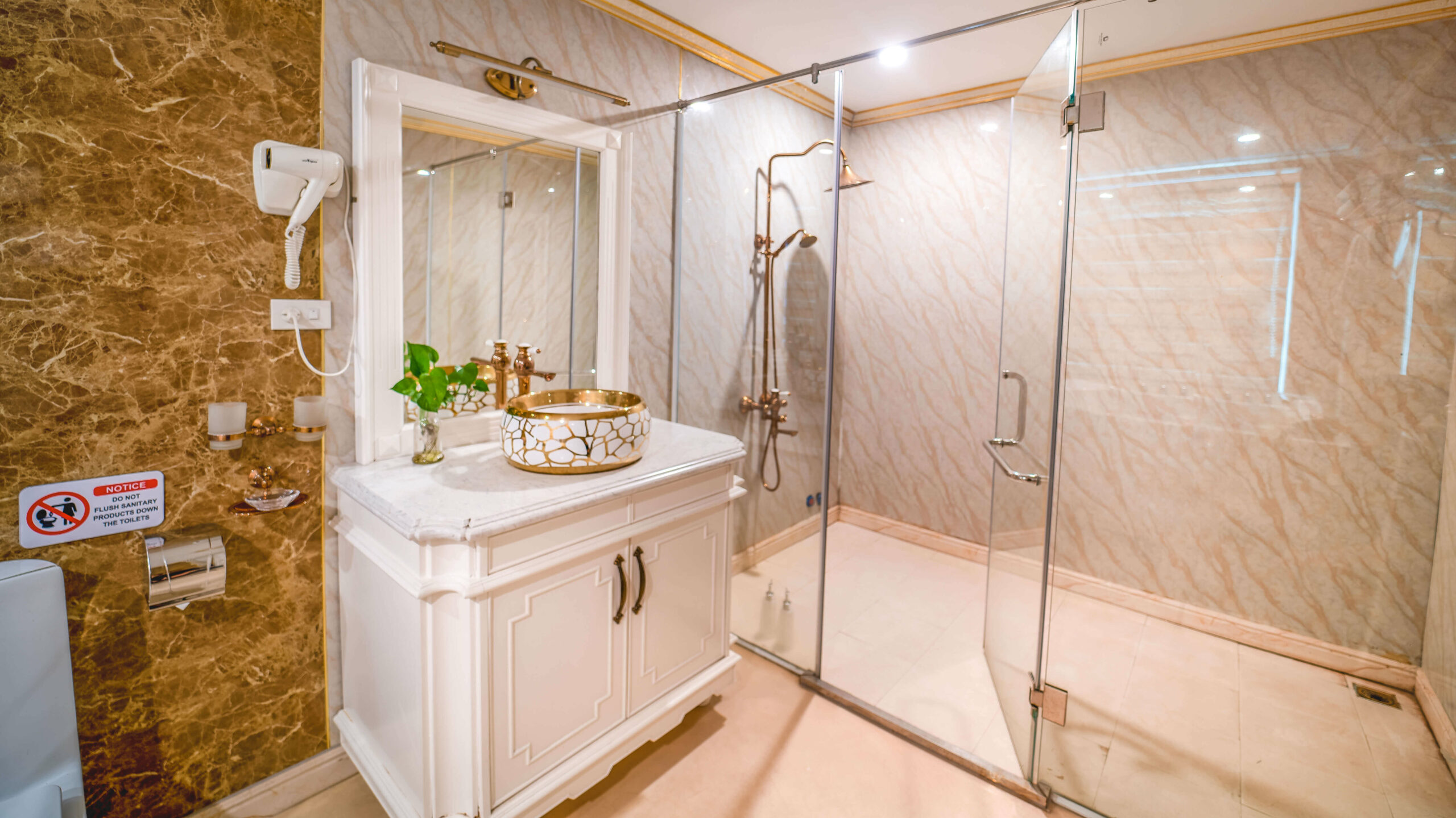 Aquamarine Cruise - Family suite 8