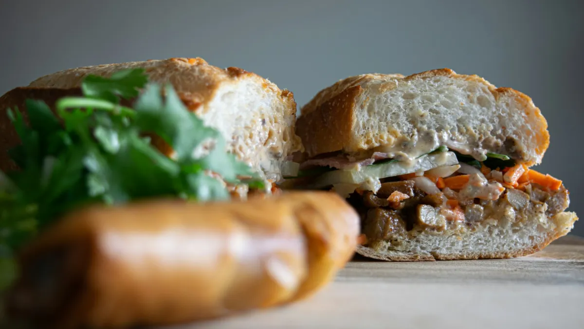 Bánh mì – Vietnamese baguette sandwich