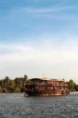 Bassac III on the Mang Thit river