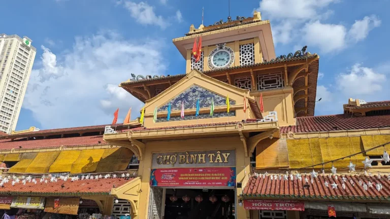 Cholon & Binh Tay Market: Saigon Chinatown Guide