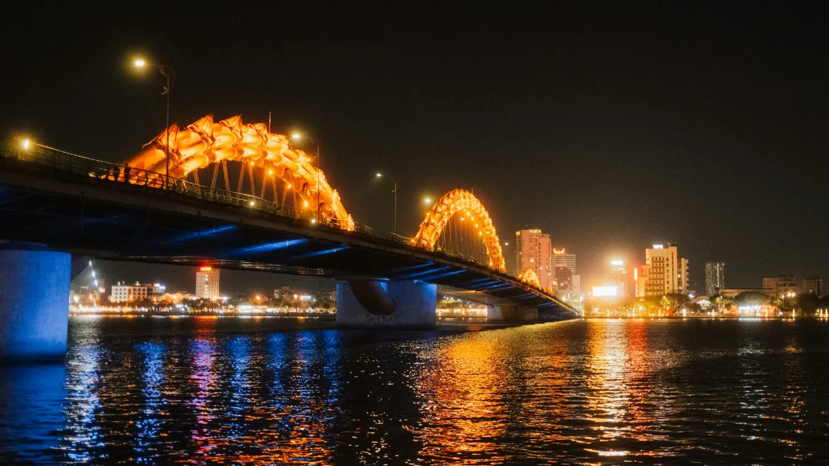 Da Nang – Dragon Bridge at Night
