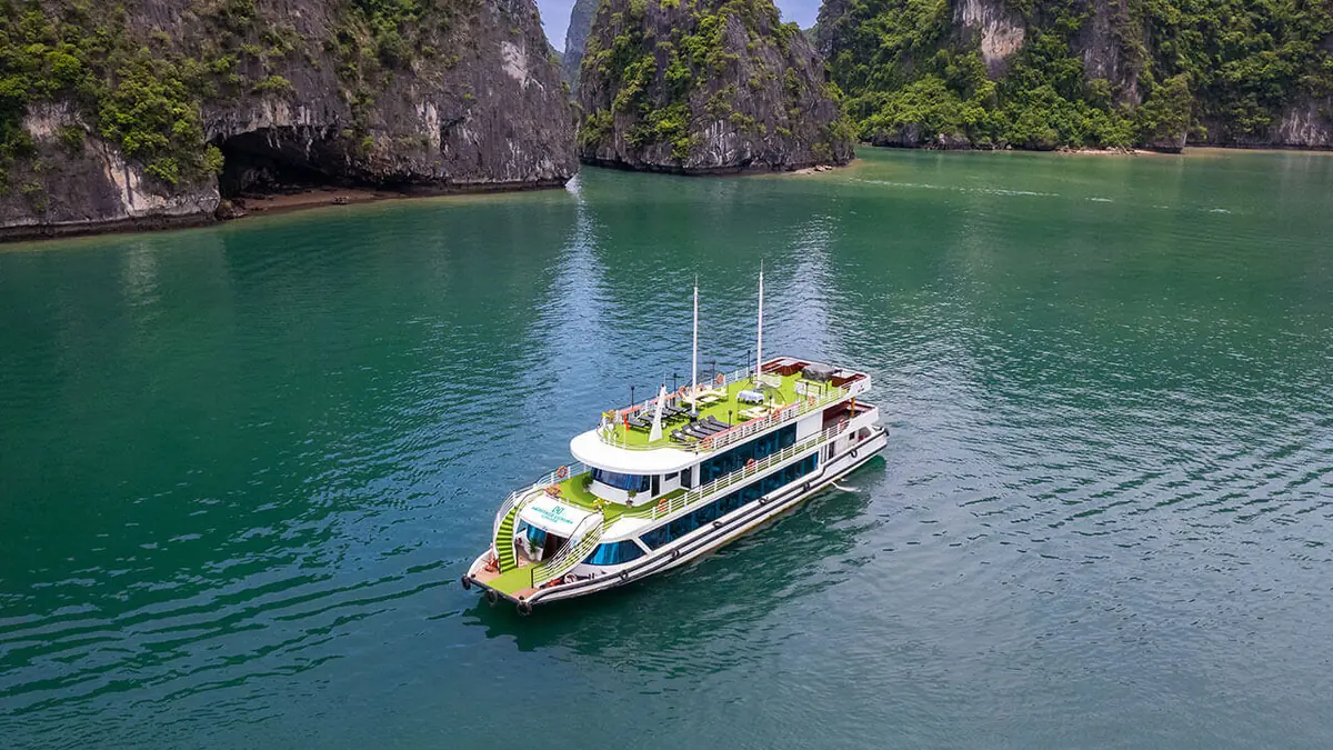 Cruising past karsts – Halong Heritage Luxury group tour