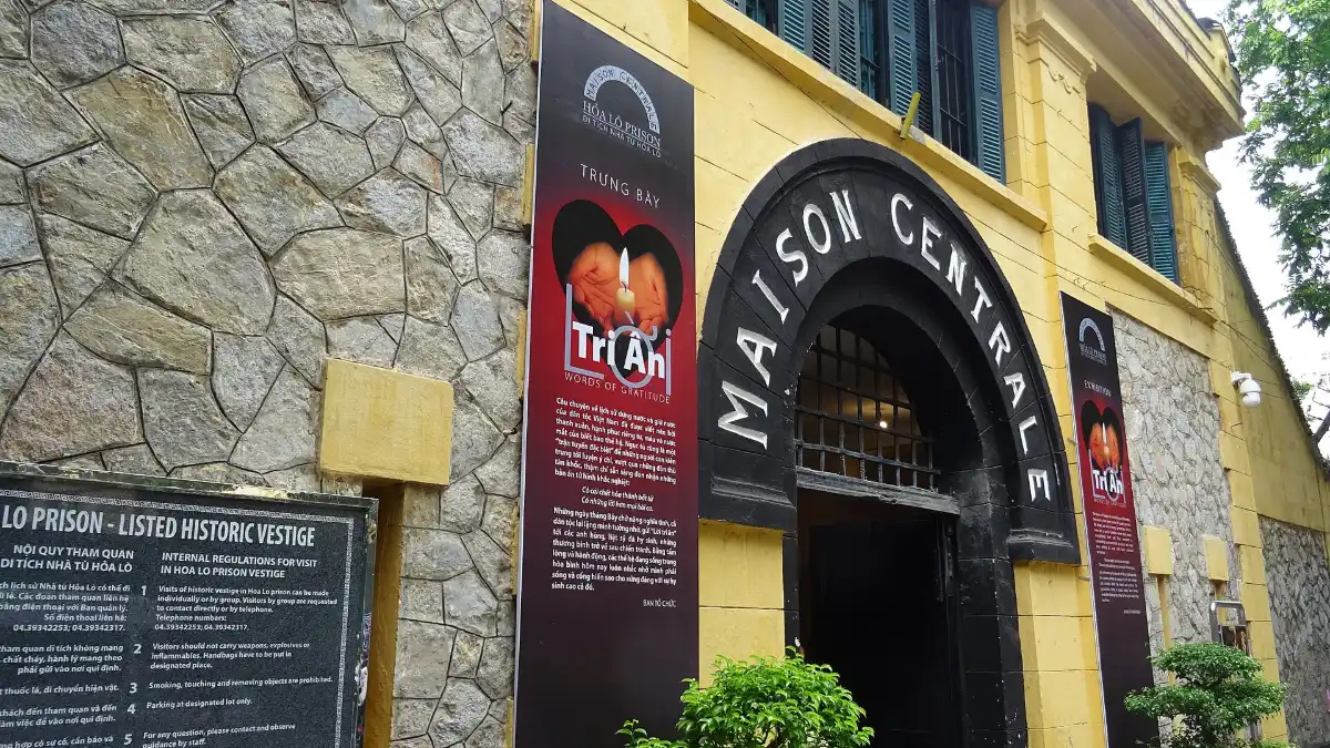 Hoa Lo Prison Museum: Visitor Guide to the “Hanoi Hilton” – Tickets, History & Night Tour (2026)