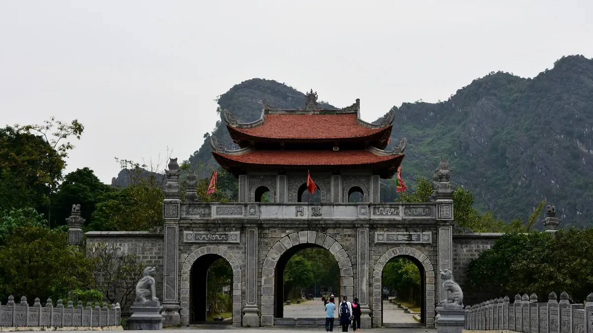 Hoa Lu Ancient Capital – Dinh Tien Hoang Temple Gate