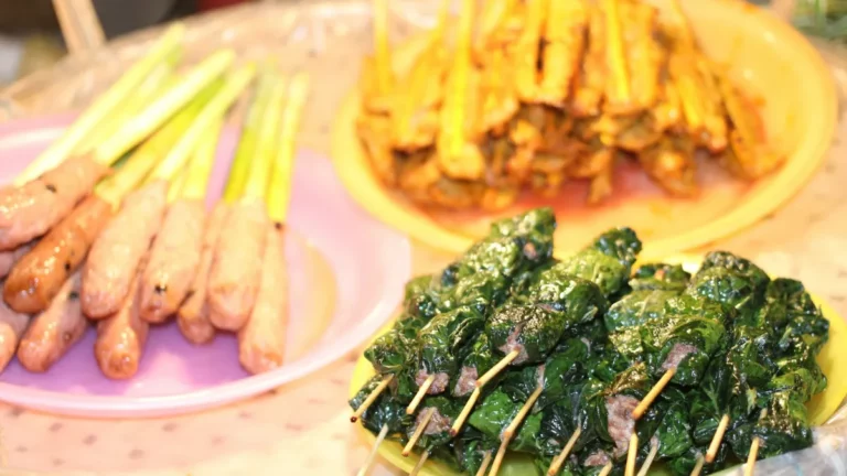 Hoi An Food Guide: Cao Lau, Banh Mi & Where to Eat