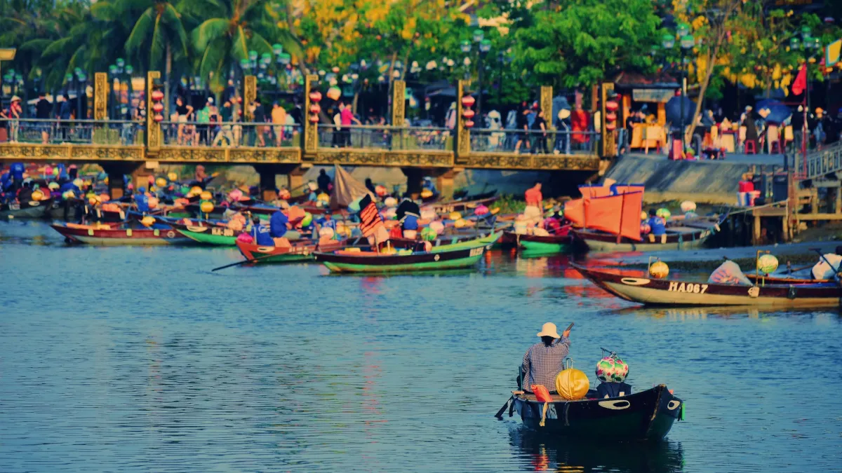 Da Nang – Hue – Hoi An Tour 7 Days