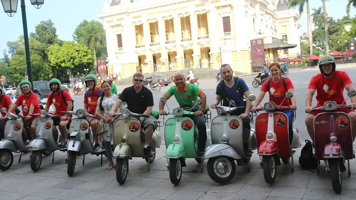 The Insider’s Hanoi Tour 4.5 Hours by Vintage Vespa