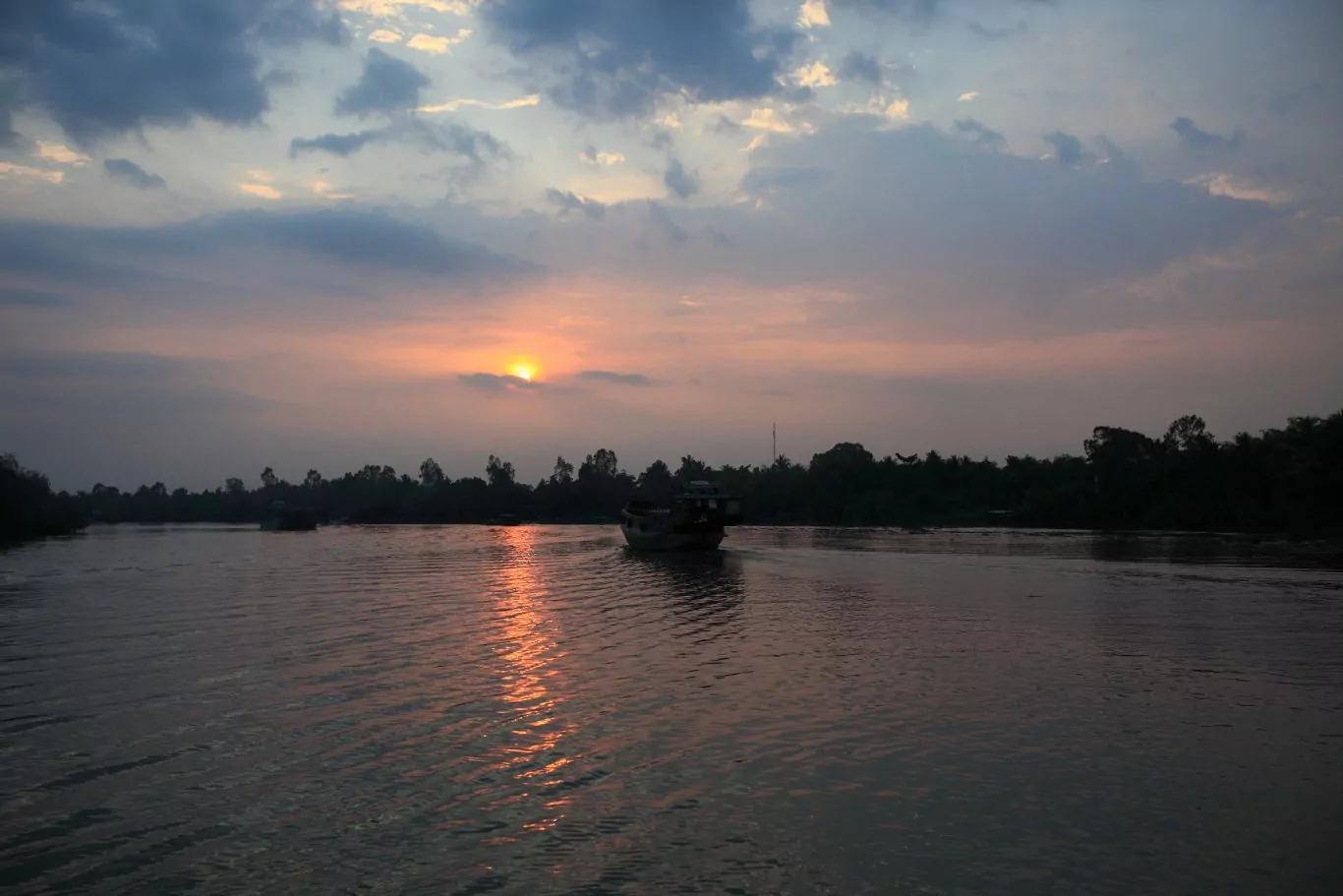 River traffic