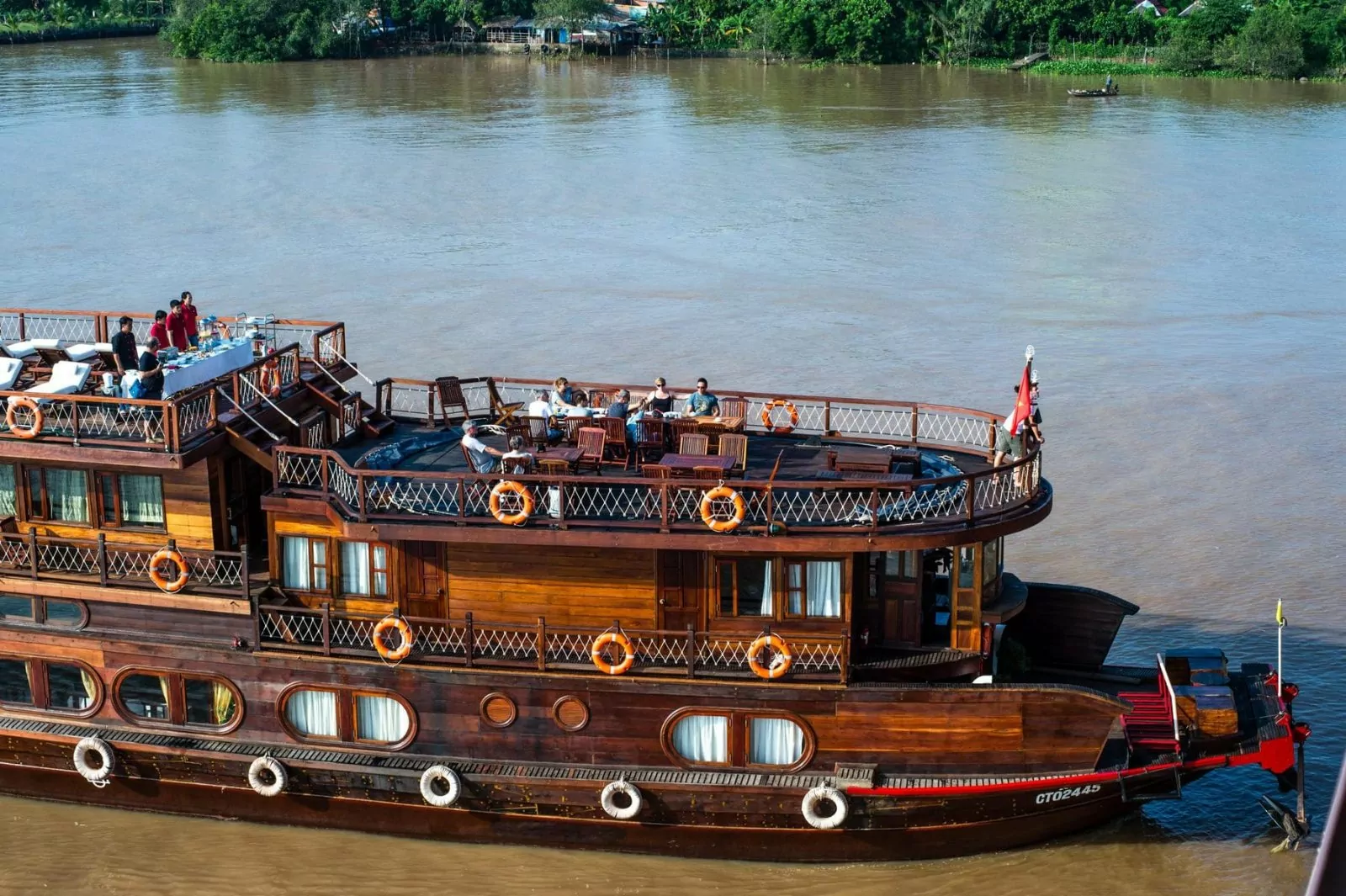 Mekong Eyes Classic on the river