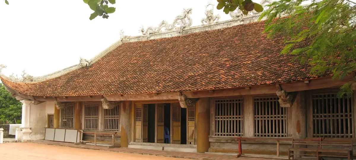 Wooden Quan Lan communal house (dinh Quan Lan) on Quan Lan Island