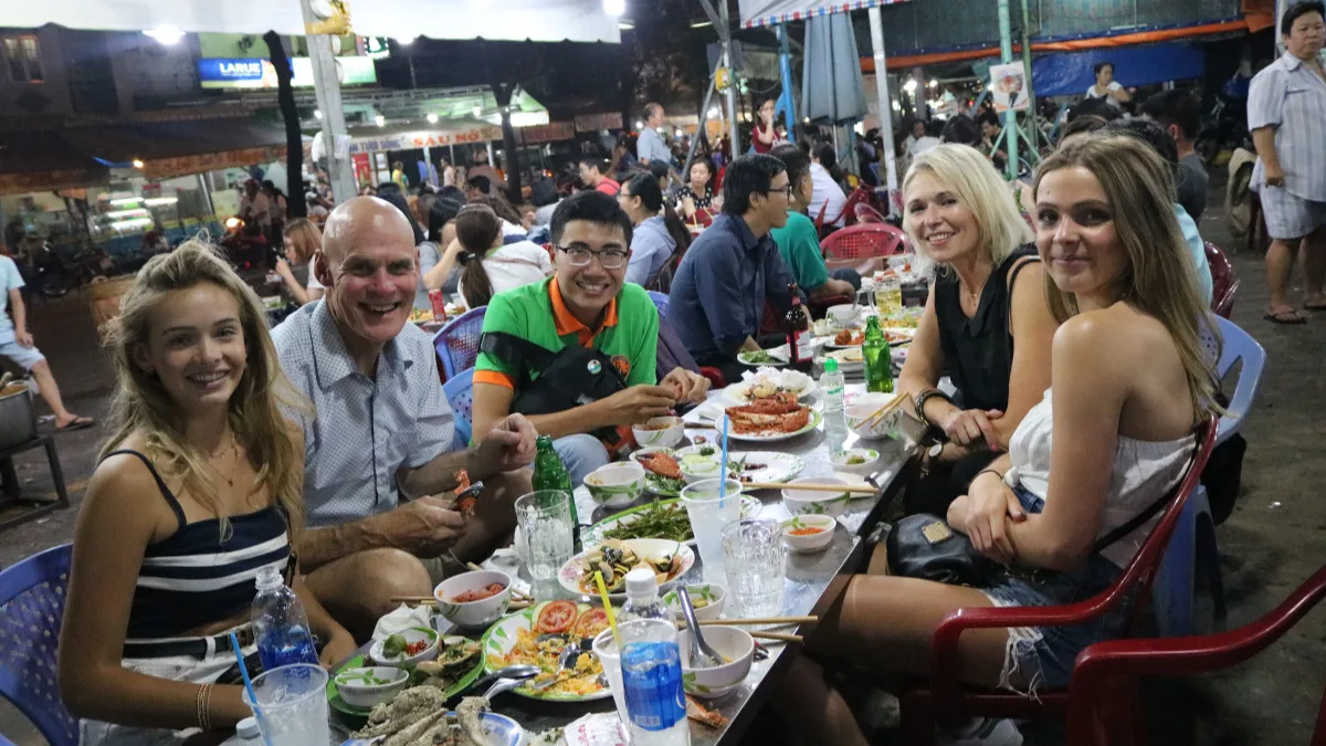 Seafood dinner on the Saigon After Dark tour