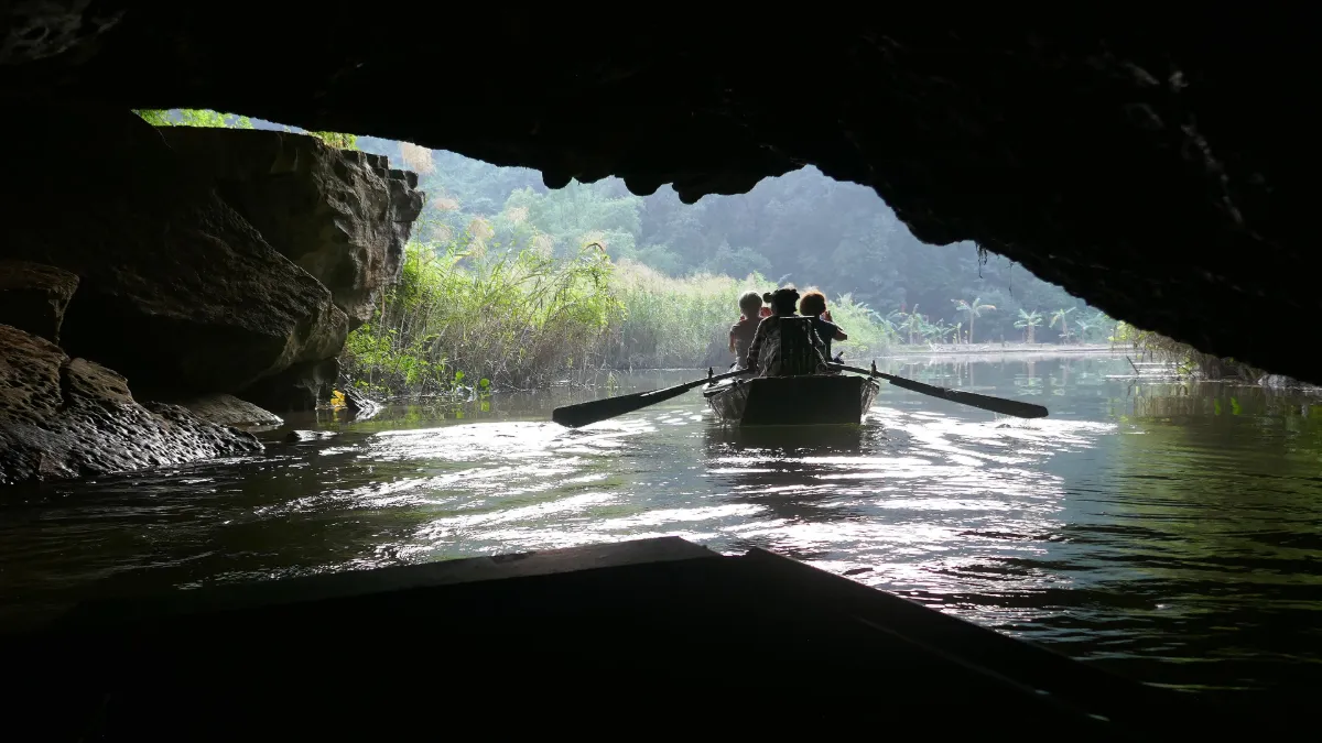 Tam Coc boat passing through a river cave