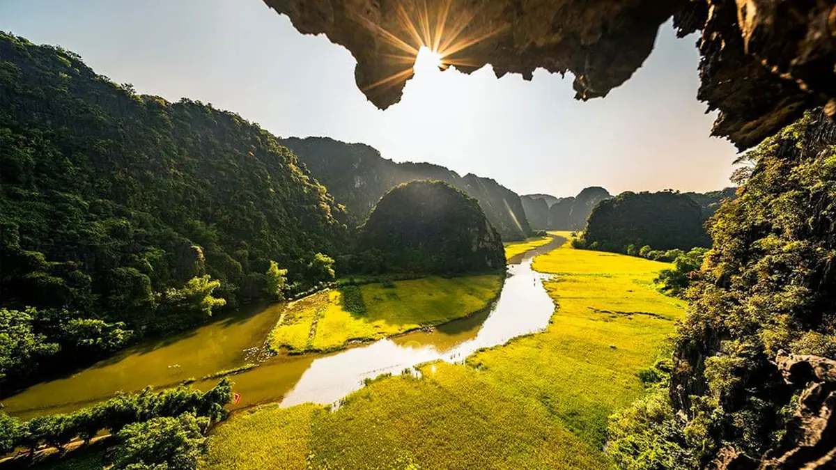 Hanoi – Ninh Binh – Halong Bay Group Tour 2 Days