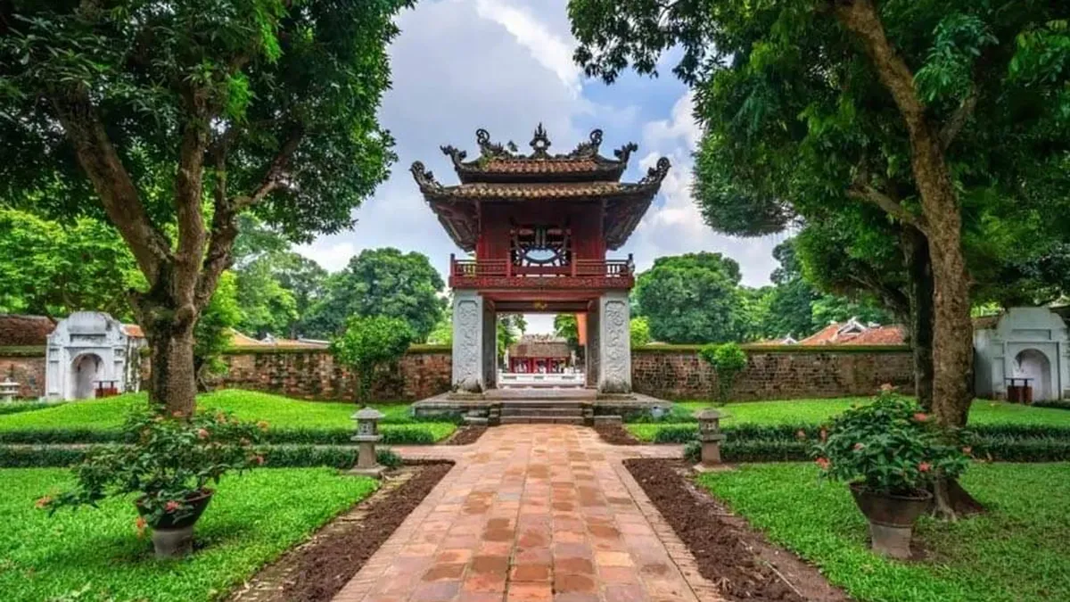 Temple of Literature gate – Hanoi Incense Craft Village & City Group Tour