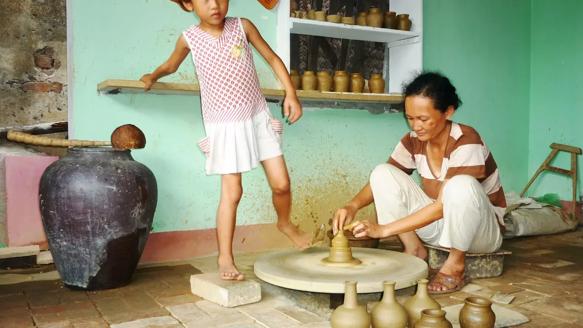 Thanh Ha Pottery Village Hoi An: 500-Year Craft & Tickets
