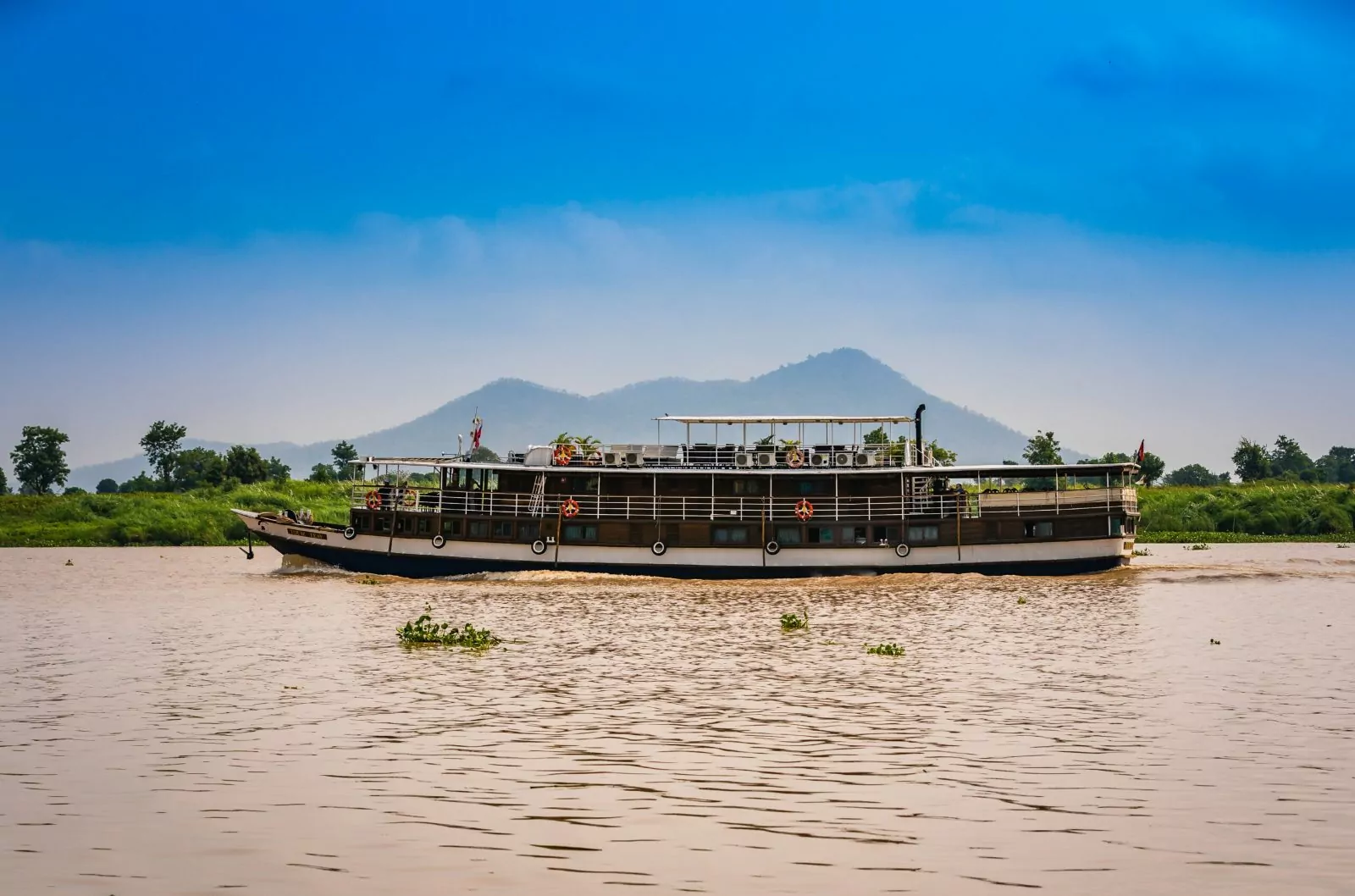 Near Sam Mountain, Chau Doc