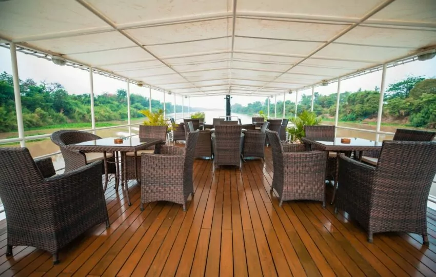Shaded lounge bar on the sun deck of the Toum Tiou I