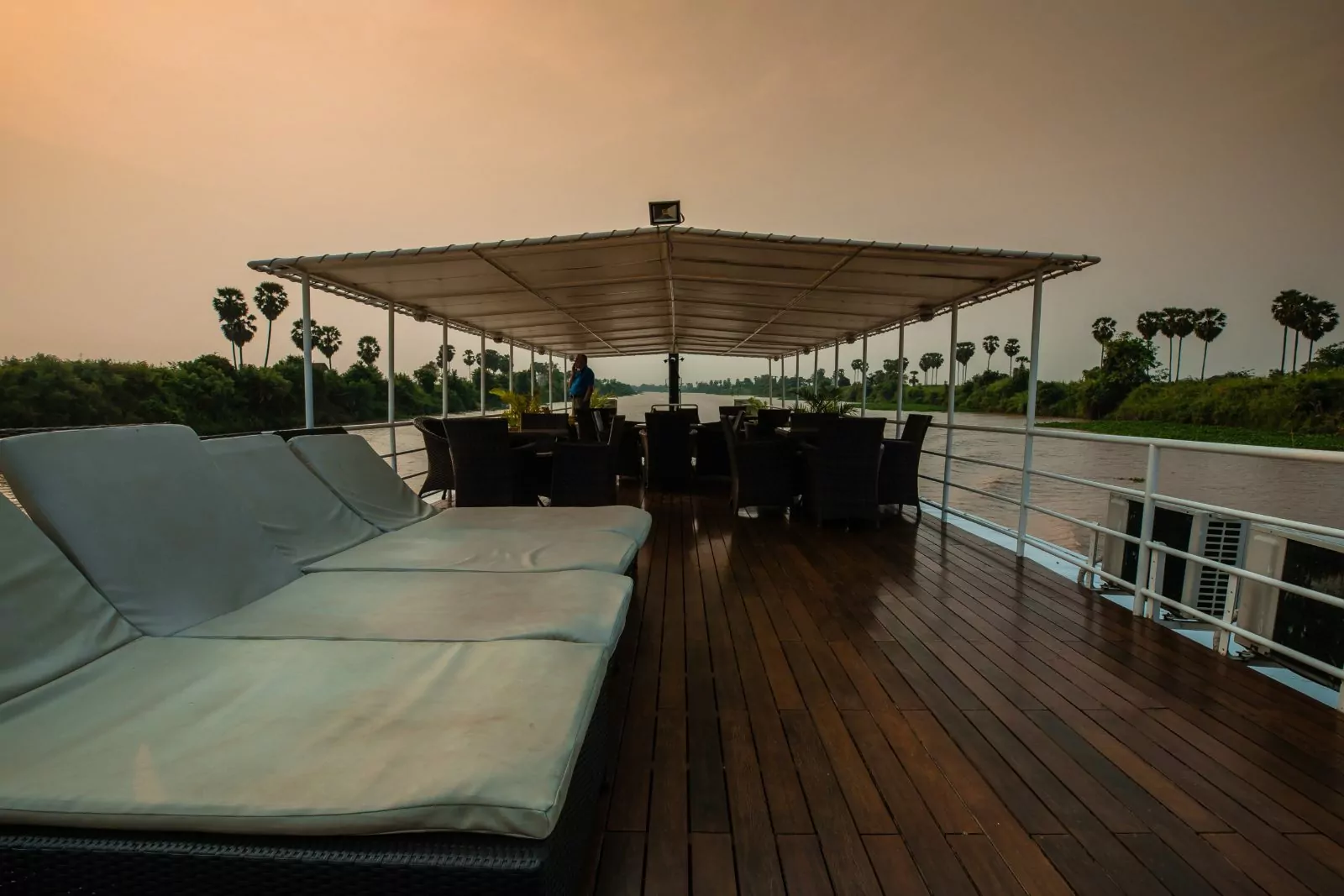Sun deck