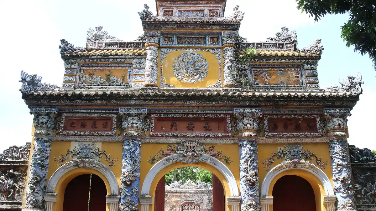 Hue Imperial Citadel 2026: Tickets, Hours & What to See