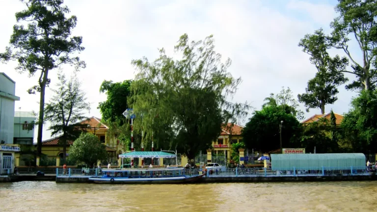 Vinh Long: An Binh Island Homestays & Mang Thit Kilns