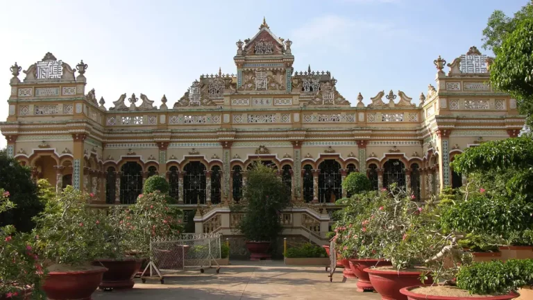 My Tho Mekong Delta: Vinh Trang Pagoda, Islands & Day Trip