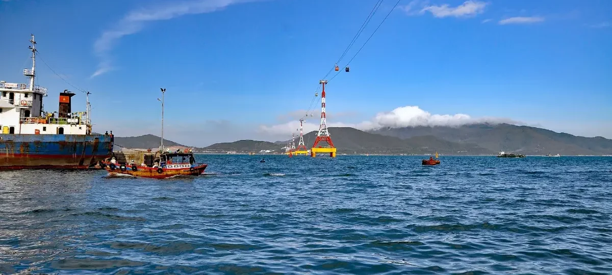 Vinpearl cable car crossing the sea to Hon Tre island, Nha Trang