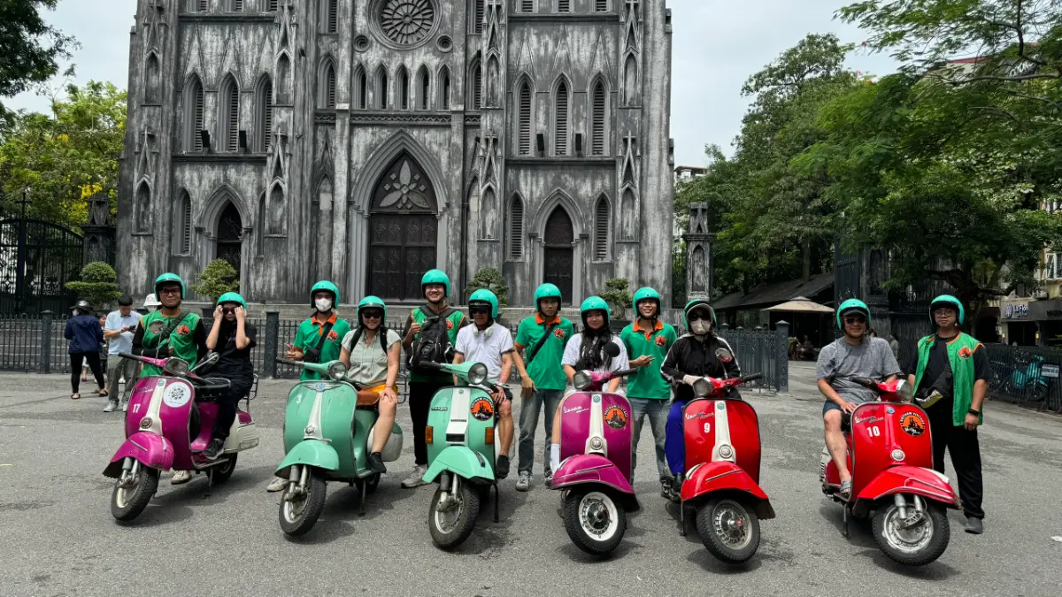 Vintage Vespas at St Joseph’s Cathedral